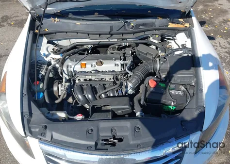 2011 Honda Accord 2.4 Ex-L from USA, damaged, VIN 1HGCP2F83BA078823